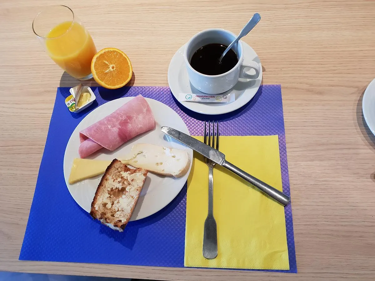 Hotel ibis Styles Marseille Plan de Campagne Mirabeau